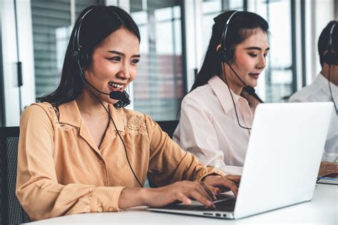 The Benefits of Outsourcing to an Outbound Call Center Solution | The Office Gurus