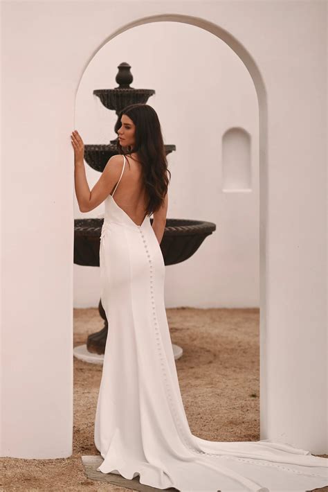 Chic Sheath Bridal Gown with Super Low Back