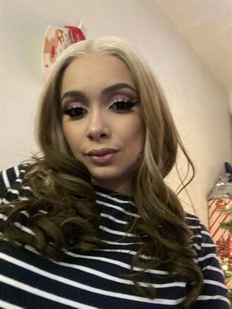 TW Pornstars - 2 pic. Gaggasaurus Rex. Twitter. MILF🐮. 7:37 AM - 26 Dec ...