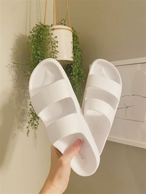 Old Navy Double-Strap Slide Sandals I Editor Review | POPSUGAR Fashion