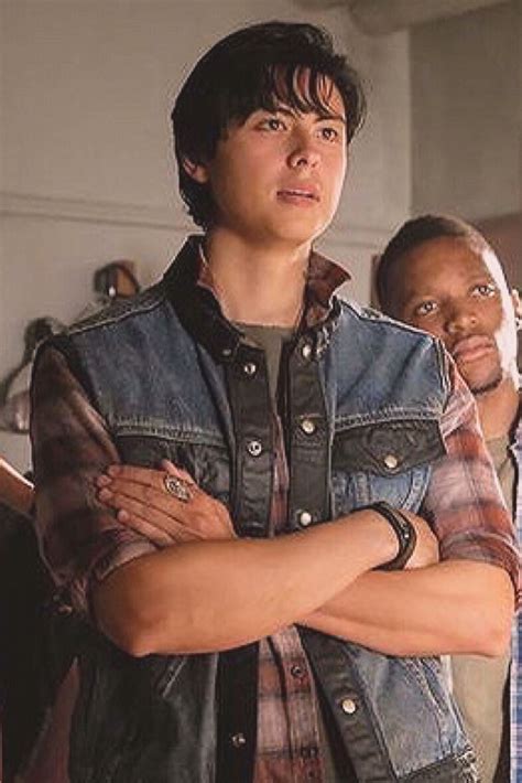 Pin by 𝗖𝗵𝗮𝗿𝗹𝗶𝘇𝗲༉‧₊˚ on Sweet Pea /Jordan Connor | Sweet pea riverdale ...