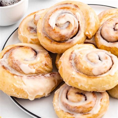 Honey Buns - Spaceships and Laser Beams