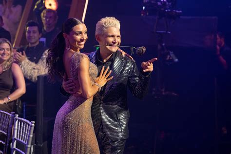 Former ‘DWTS’ Pro Dancers Weigh In on Jenna Johnson and Corey Feldman Drama