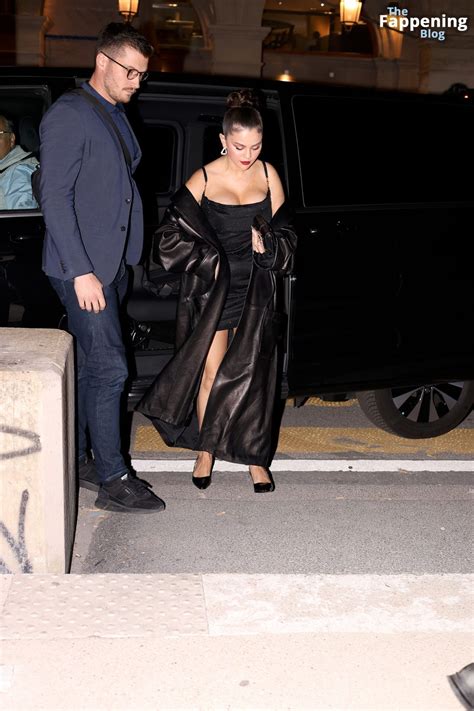 Selena Gomez Displays Her Sexy Boobs In Paris (86 Photos) | PinayFlixx Mega Leaks