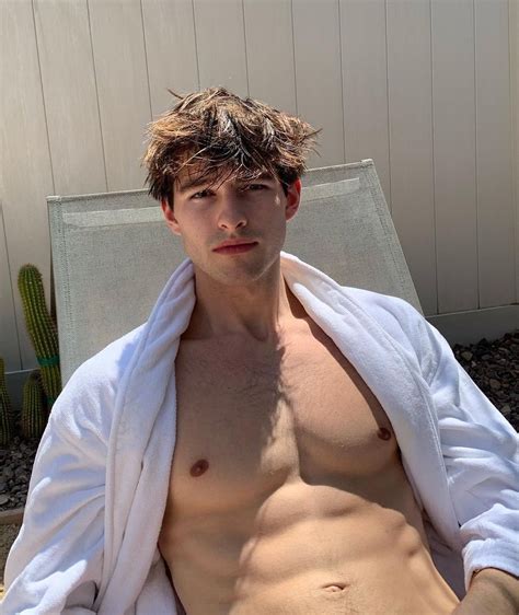 that's the thing about illicit affairs on Tumblr