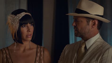 Private Eyes (S04E01): Family Plot Summary - Season 4 Episode 1 Guide