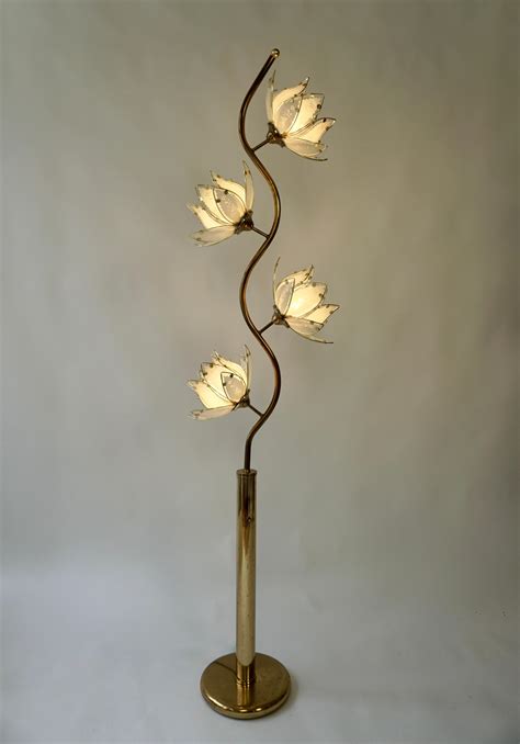 Elegant Floor Lamp with Four Glass Lotus Flowers For Sale at 1stDibs