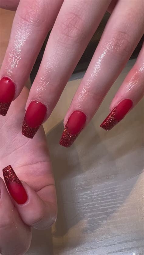 Red acrylic nails inspiration ️ | Nagels