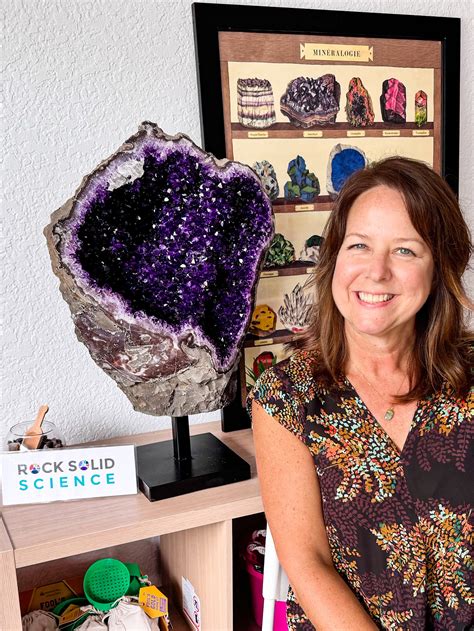 'Rock Lady' opens permanent learning lab for kids in Harbor Square - My ...