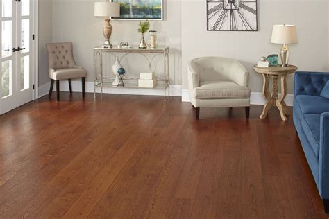 Wirebrushed Gunstock Oak Laminate Flooring