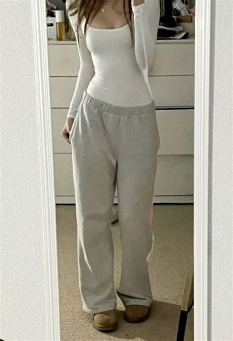 Outfits with white sweatpants – Artofit