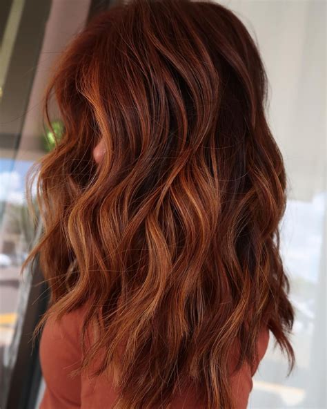 30 Gorgeous Fall Hair Colors Trends for Autumn 2025
