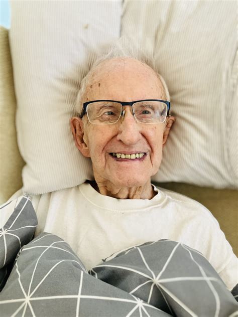 TRANSCEND MEDIA SERVICE » Mao and Gandhi: Comparing Two Giants