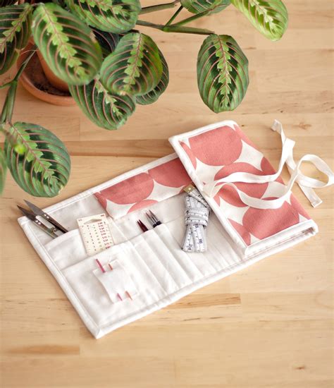 Sewing & Needlecraft Kits & How To Project Bag Sewing Pattern Spanish ...