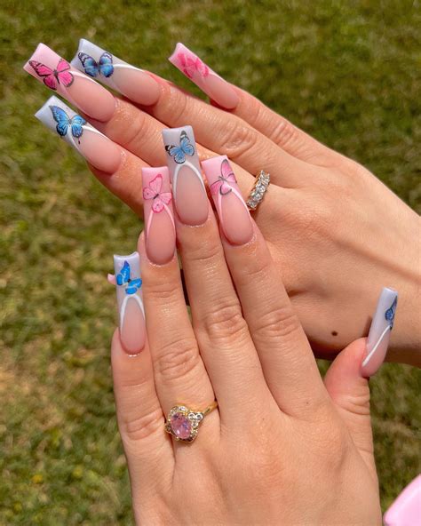 20 Latest Gender Reveal Nail Ideas To Try In 2024!