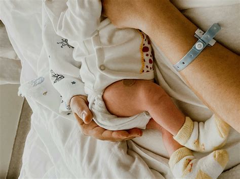 Postpartum periods: What to expect after giving birth - The Lowdown