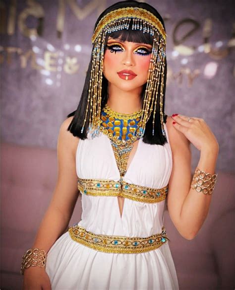 Pin by Ing. Julia on disfraces in 2025 | Egyptian goddess costume ...
