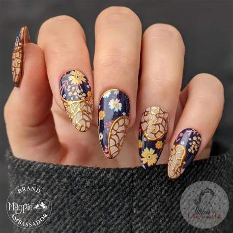 30 Best Vintage Nail Design Ideas You Should Check