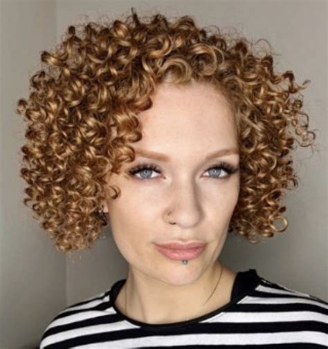 Fabulous curly perm | Short curly hair, Curly hair styles, Permed ...
