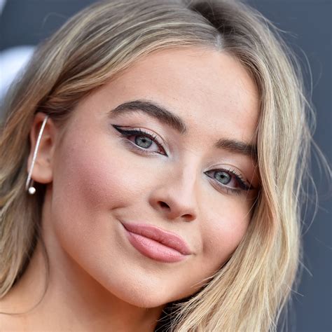 Sabrina Carpenter's Instagram, Twitter & Facebook on IDCrawl