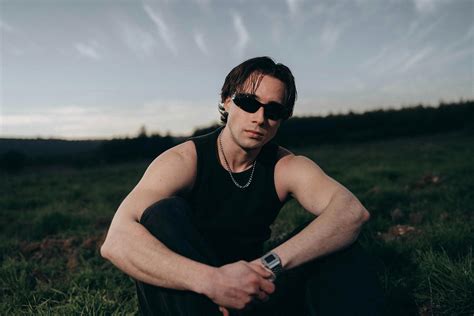 Beach+Boners+Men Photos, Download The BEST Free Beach+Boners+Men Stock ...