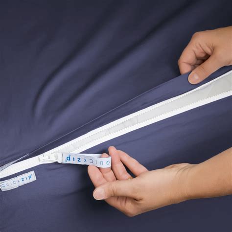 How to Put Sheets on a Split King Bed - The QuickZip Sheet Company