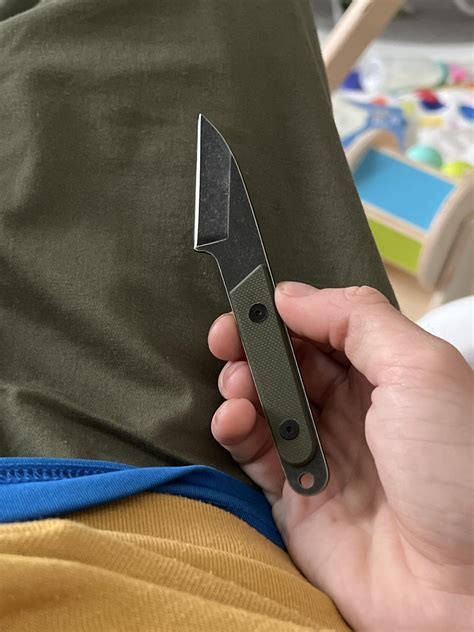 Eafengrow EF115 - as “edc fixed blade” as it gets. 1 for the scared of ...