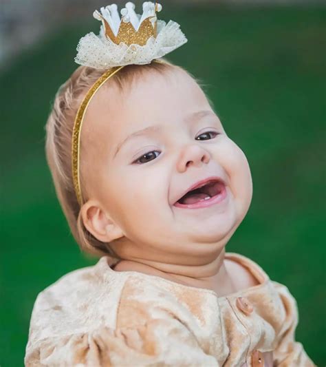 35 Baby Names Meaning 'Orange'