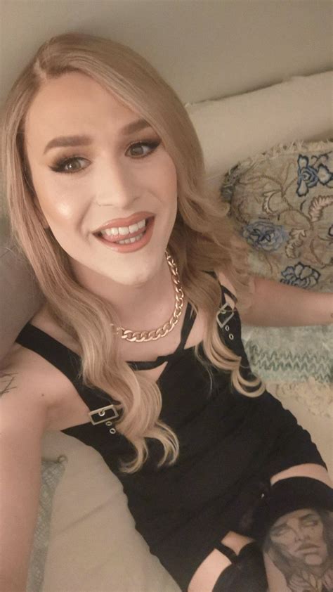 Princess Pea 👸 on Twitter | Beautiful, Women, Trans woman