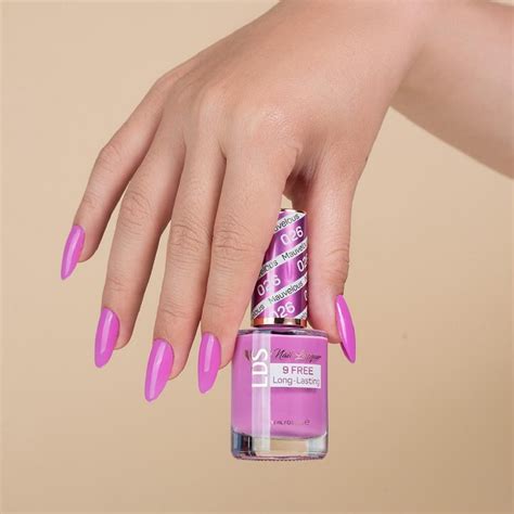 Nail Lacquer Vs. Nail Polish - Which One's Better? - Danielle Steel Beauty