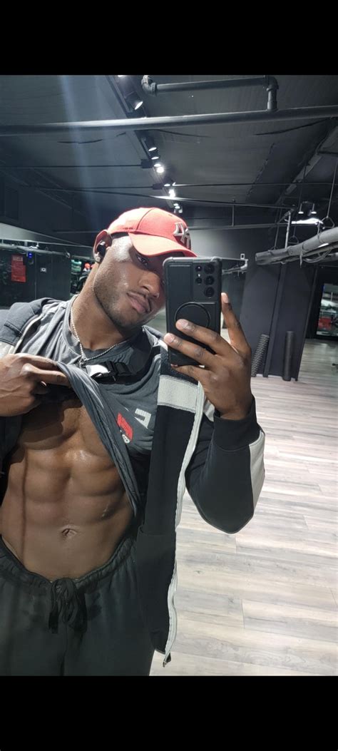 Bull for couples and hotwives : r/DFWcuckoldcommunity