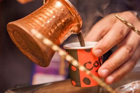 Is this a grande problem? Qatar coffee most expensive in region - Doha News | Qatar