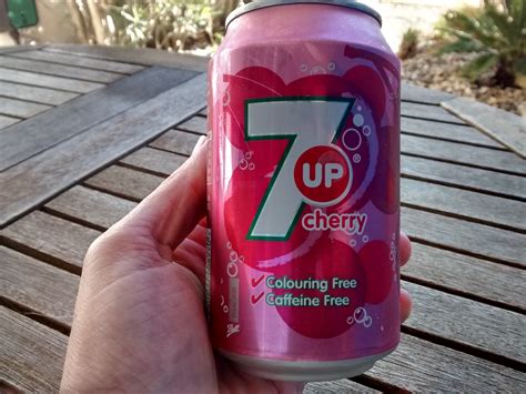 7-Up Cherry • Iguaria Receita e Culinária