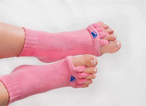 Happy Feet Foot Alignment Socks Review - Best or Worst for Achy Feet ...
