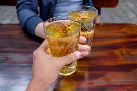 40 Best Fall Date Ideas - Fun Autumn Date Ideas for Couples