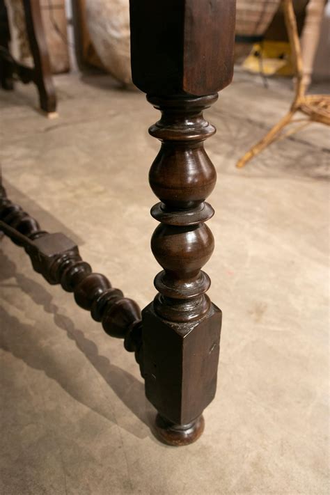 18th Century Spanish Walnut Table with Turned Legs For Sale at 1stDibs