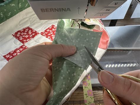 Joining the end of the binding for the Nona Quilt Along BERNINA WeAll ...
