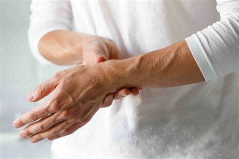 Wrist Pain Treatment: Causes, and Treatment
