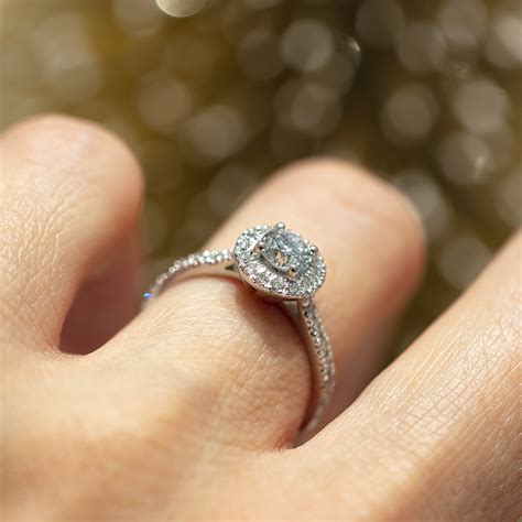 Engagement ring Mia | BISAKU