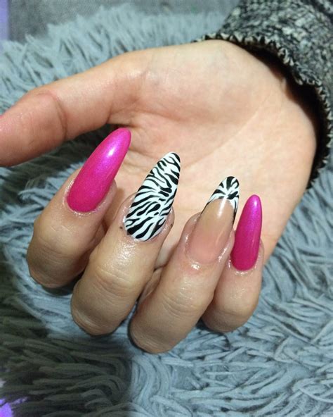 60+ Zebra Print Nail Designs You Need to Try This Month - Nail Designs ...