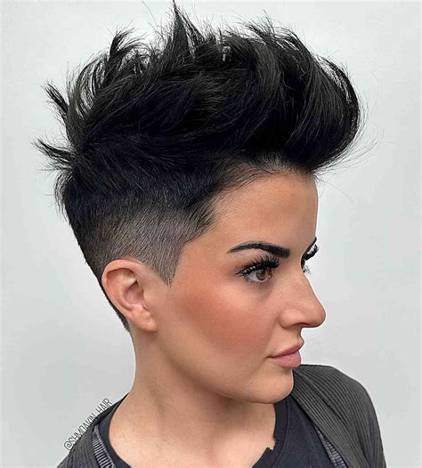 33 Edgy Pixie Cuts for Women of All Ages and Hair Textures