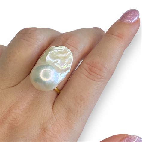 Fireball Baroque Pearl Ring – Queens Candy
