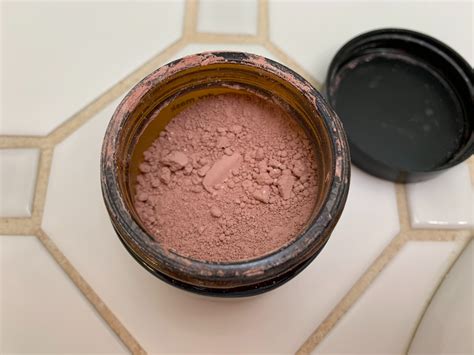 We Tried It: How do you Use a Powder Clay Facial Mask?