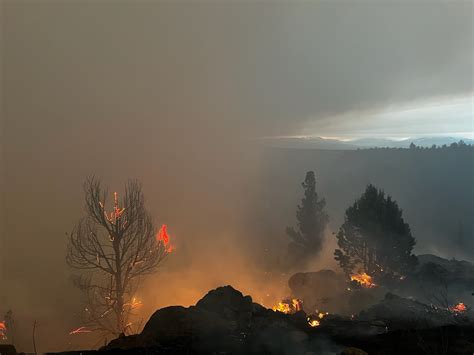 Flat Fire latest: Wildfire reaches 7% containment, damages structures ...