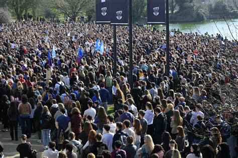 Judge’s report provides rare insight into secretive Irish military intelligence unit – The Irish ...