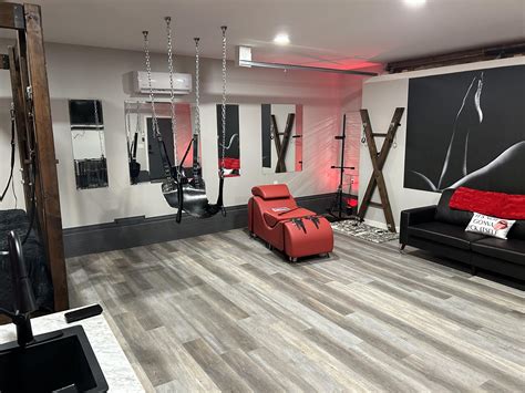 Custom BDSM furniture : r/Adultthemedairbnb