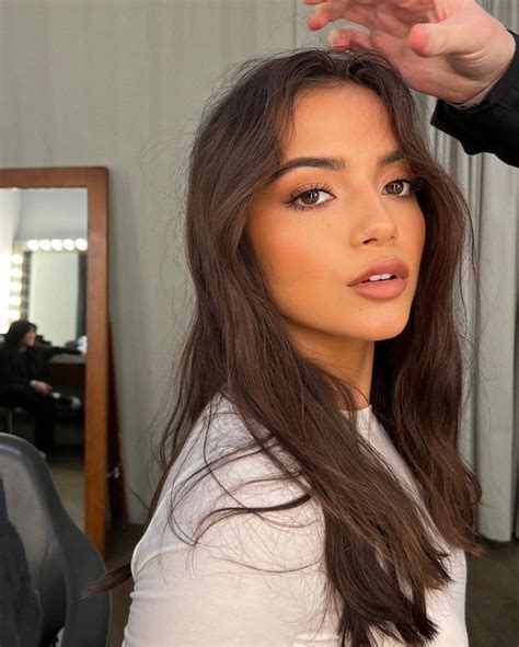 ISABELA MERCED – Instagram photos 01/16/2023 – HawtCelebs