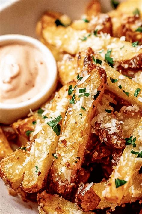 Air Fryer Garlic Parmesan French Fries - Crispy & Healthy - recipe maestro