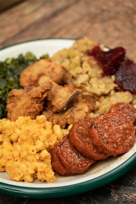 The ULTIMATE Vegan Soul Food Thanksgiving Menu - Vegan With Curves
