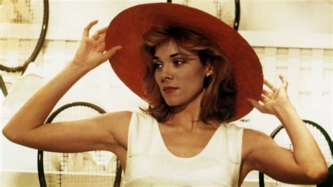 אהבה בחלון ראווה לצפייה ישירה | מתורגם לעברית | 1987